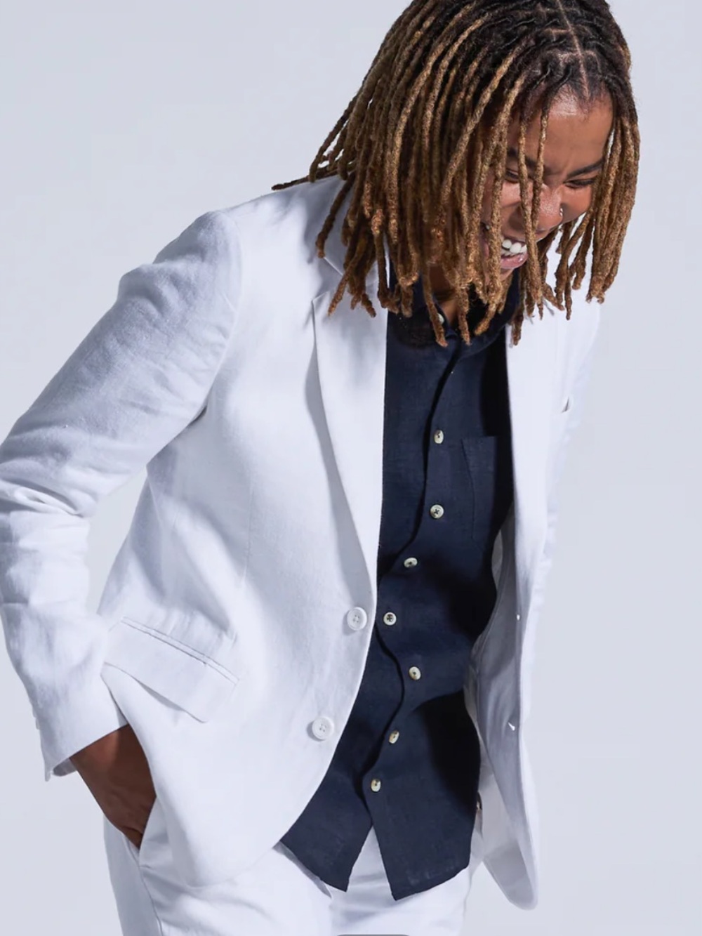 Kirrin Finch White Finch Linen Blazer